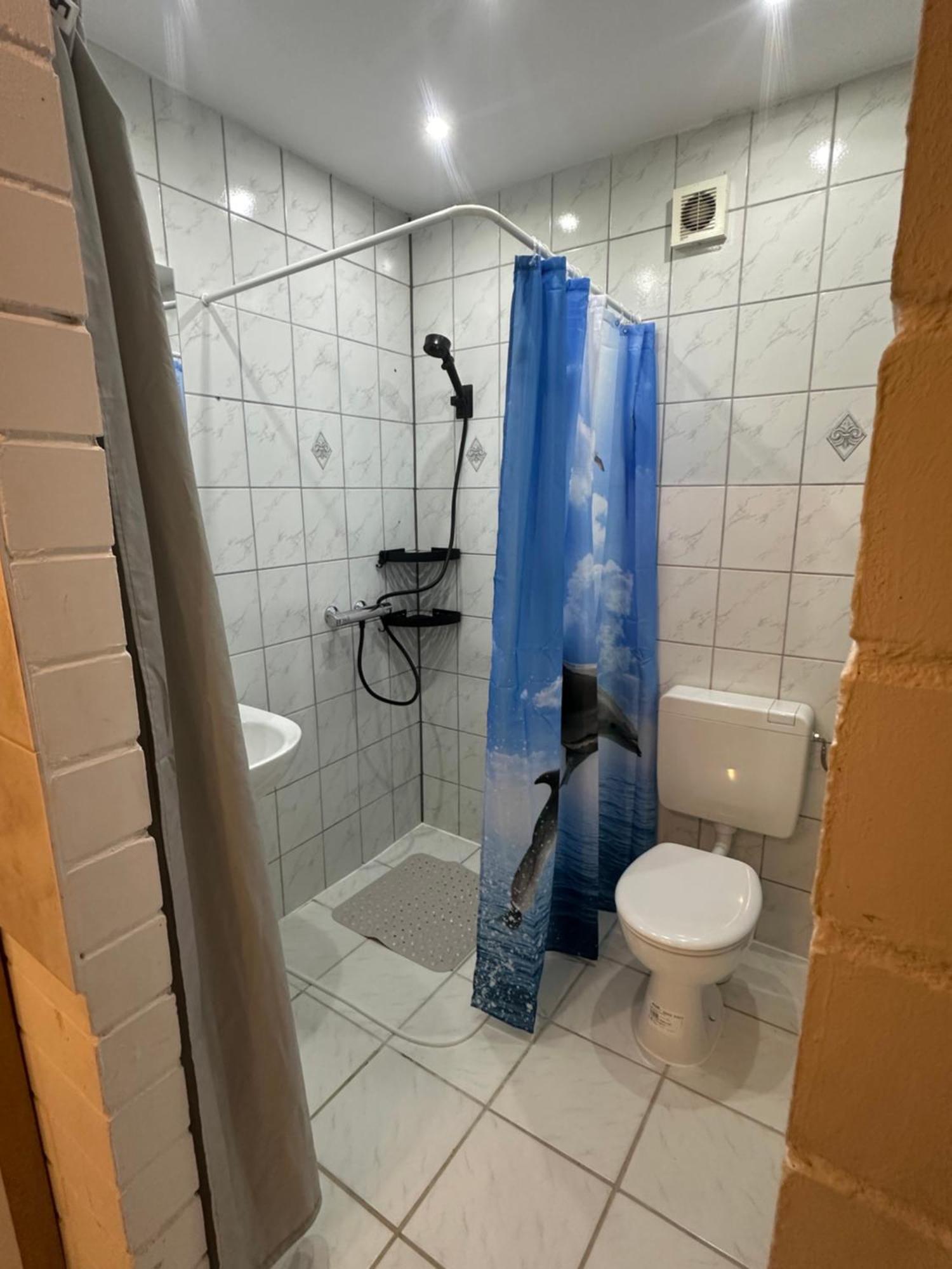 Fewo Im Reit- Und Ponyparadies Roos Halle  Exteriör bild